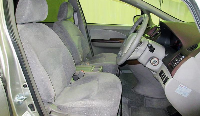 MITSUBISHI GRANDIS, 2004 complet