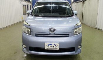 TOYOTA VOXY, X, 2008, S/N 224073 complet