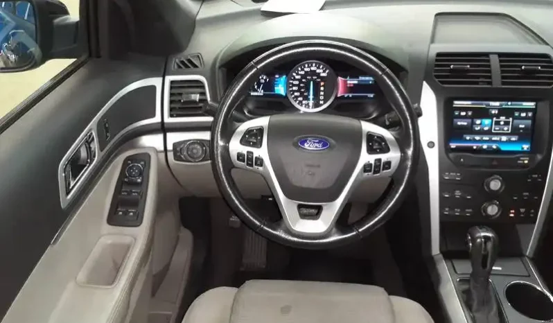 FORD EXPLORER XLT, YEAR 2011, S/N 276081 complet