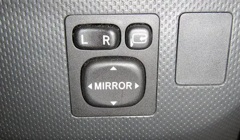 TOYOTA IST (SCION XA) 150G, YEAR 2011, S/N 277700 complet